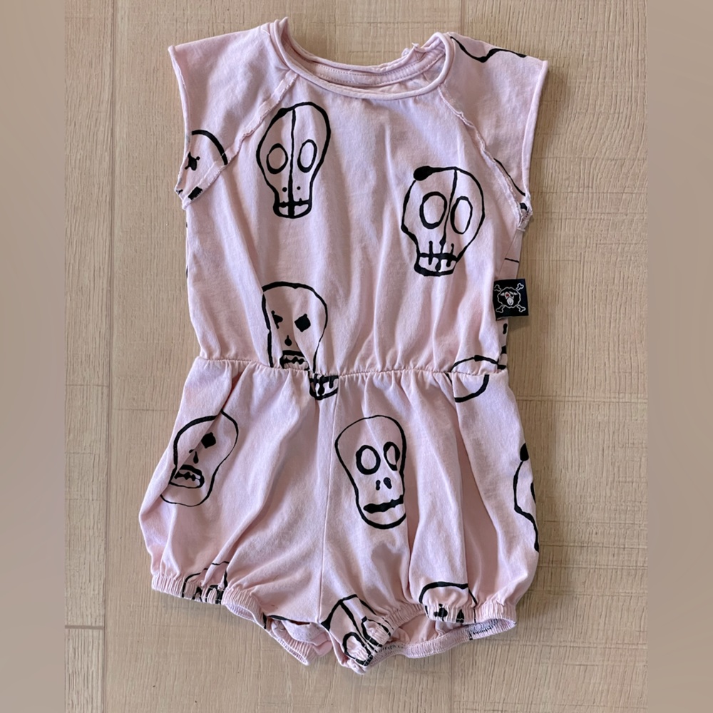 Nununu pink with skull print romper 12-18 month